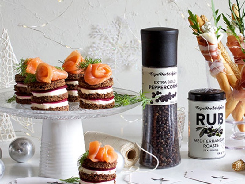 CHRISTMAS SNACKS 3 OF 3: BEETROOT SALMON ROSE STACKS 